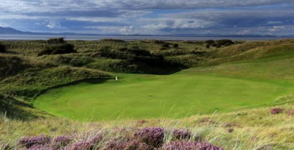 seancoyl3's tweet photo. Back to back events Starting tomorrow with 2 Day Senior 50s Tour @sillothgolfclub Always a pleasure to visit, Devon Coast Links Championship 30th August-1st September @RNDGolfclub @SauntonGolfClub Fabulous Courses https://t.co/6eVWb0gRah