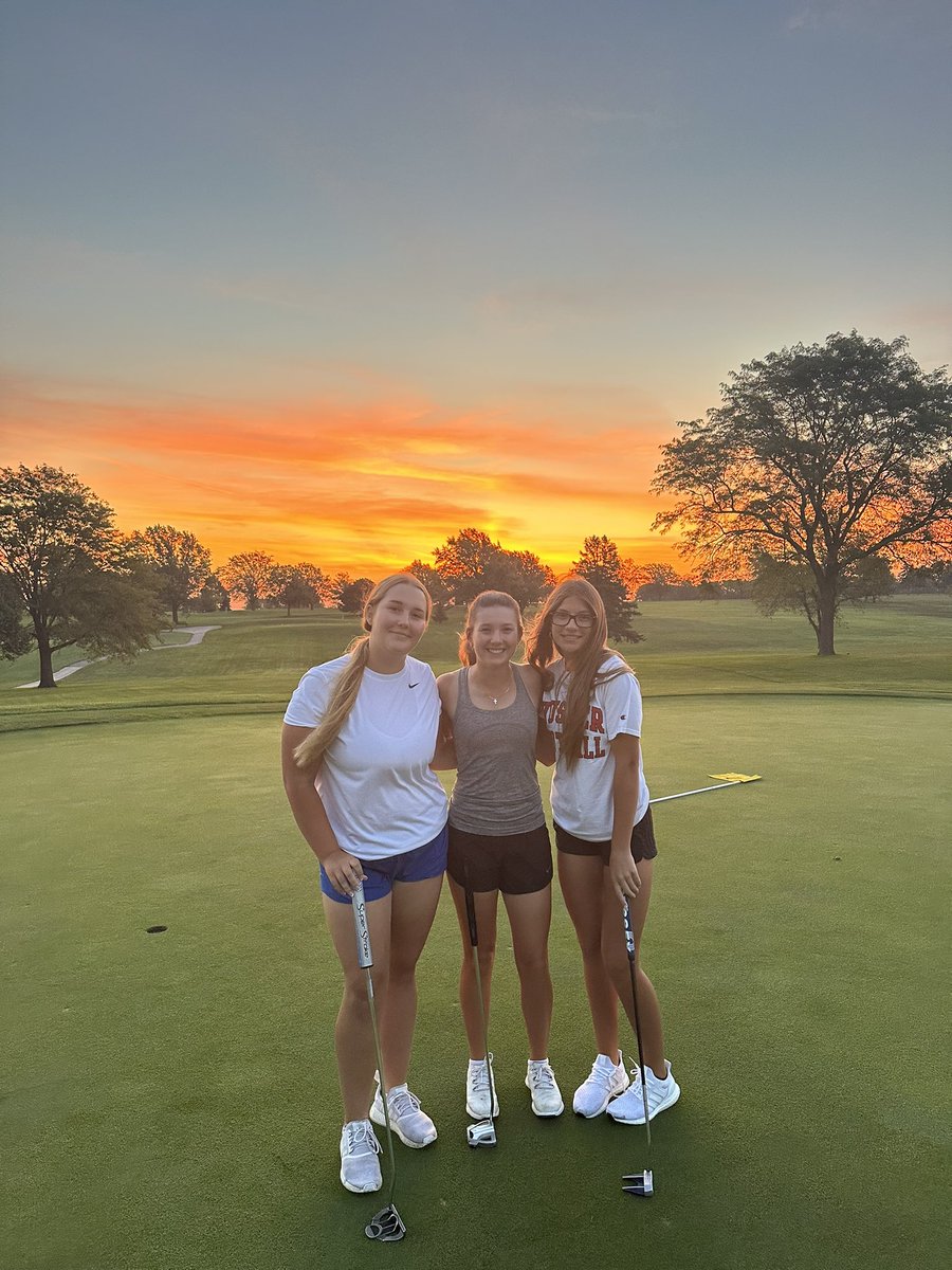Lincoln East Girls Golf tweet media