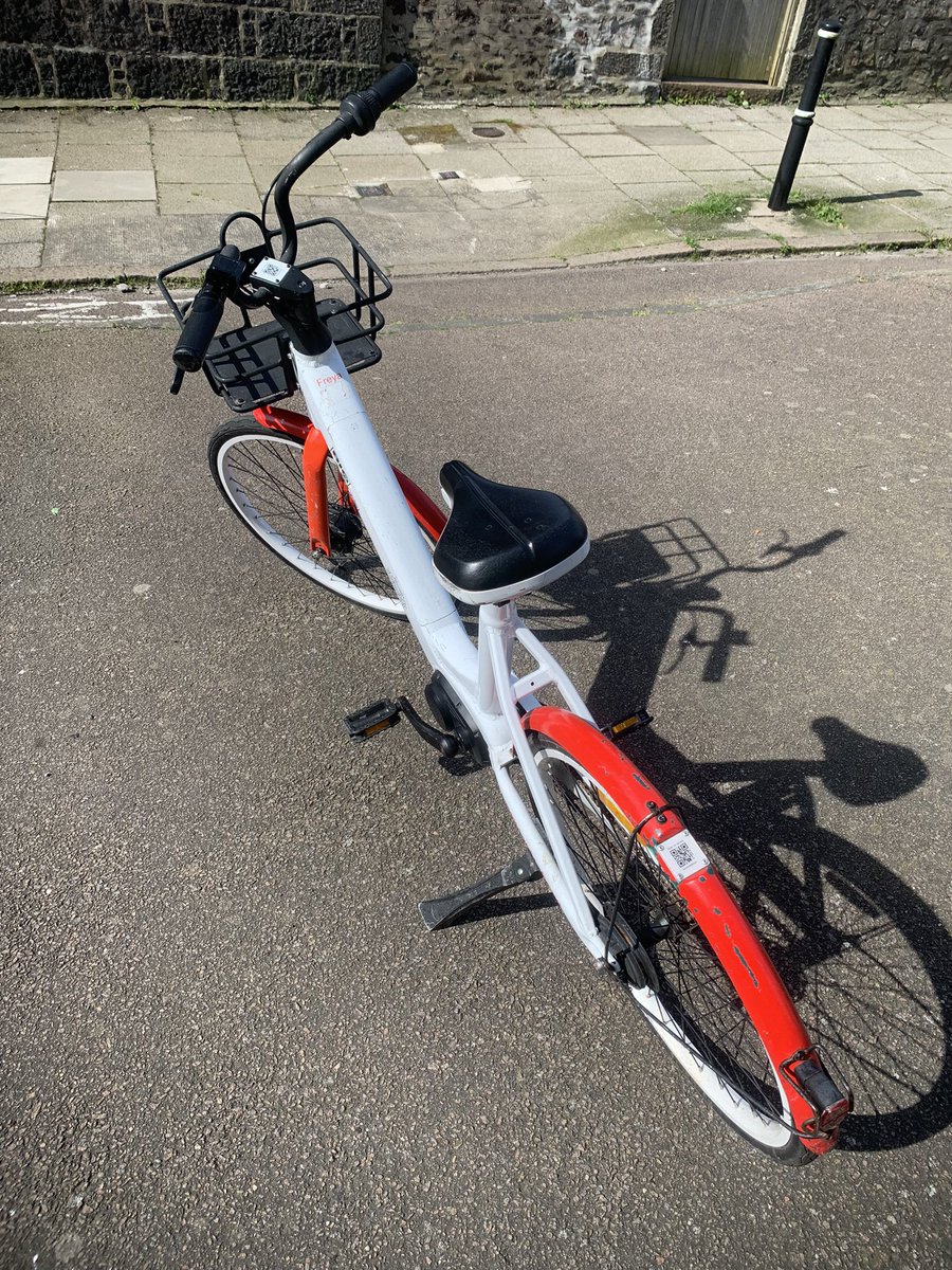 Pointless vandalism! Today, found a @BigissueE  #ebike thrown off the Bridge of Don! Have reported in the #BigIssueEbike app.

#LocalOutriderAtoBtoZ 
#SupportLocal 
#CycleTheHighStreet
#FreeParking
#CycleLocalJourneys 
#SupportTheEnvironment
#Aberdeen #Cycling