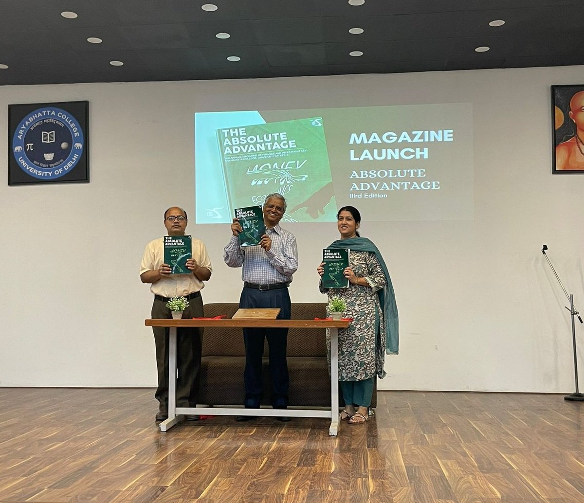 ficaryabhatta's tweet photo. "The Finance and Investment Cell  is delighted to announce the launch of the third edition of  its annual magazine 'The Absolute Advantage' . Honored to have @Subhashgarg1960, Former Finance Secretary of India, @FinMinIndia as our Chief Guest. 🚀📖
 #delhiuniversity  #Finance https://t.co/vcqTSvIVuu