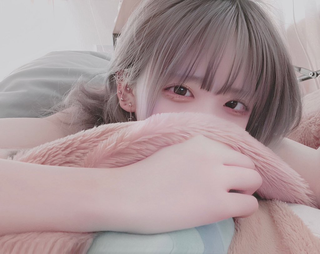 Nekota_Ivu's tweet photo. いっしょにねる、？？ https://t.co/iDyRfpPeta
