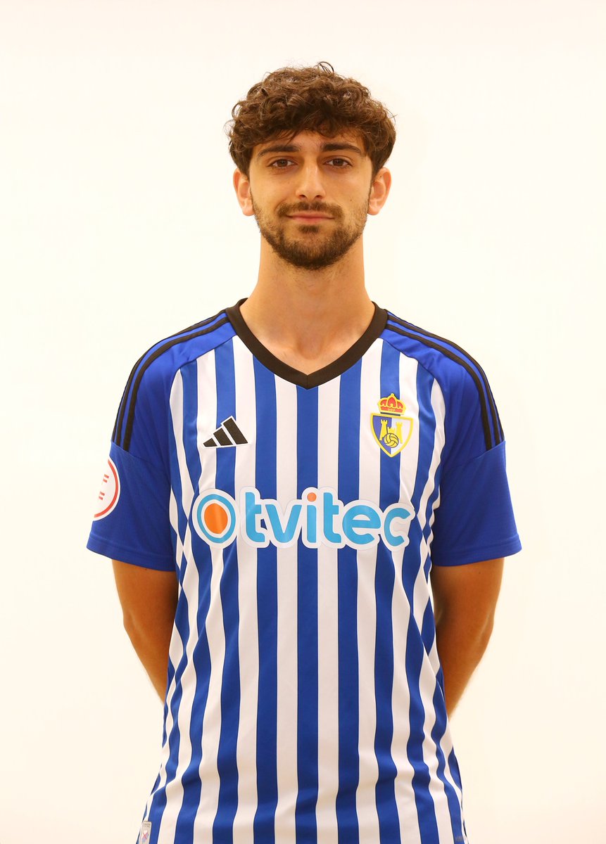 SDP_1922's tweet photo. La Deportiva B prepara ya una nueva temporada en Tercera RFEF. Compartimos con vosotros las nuevas incorporaciones del equipo para esta campaña. Empezamos por Aitor García, central procedente del CD Benavente.
#Adelanteyarriba
#SomosDeportiva
#WeAreDeportiva https://t.co/521nQW1Re3