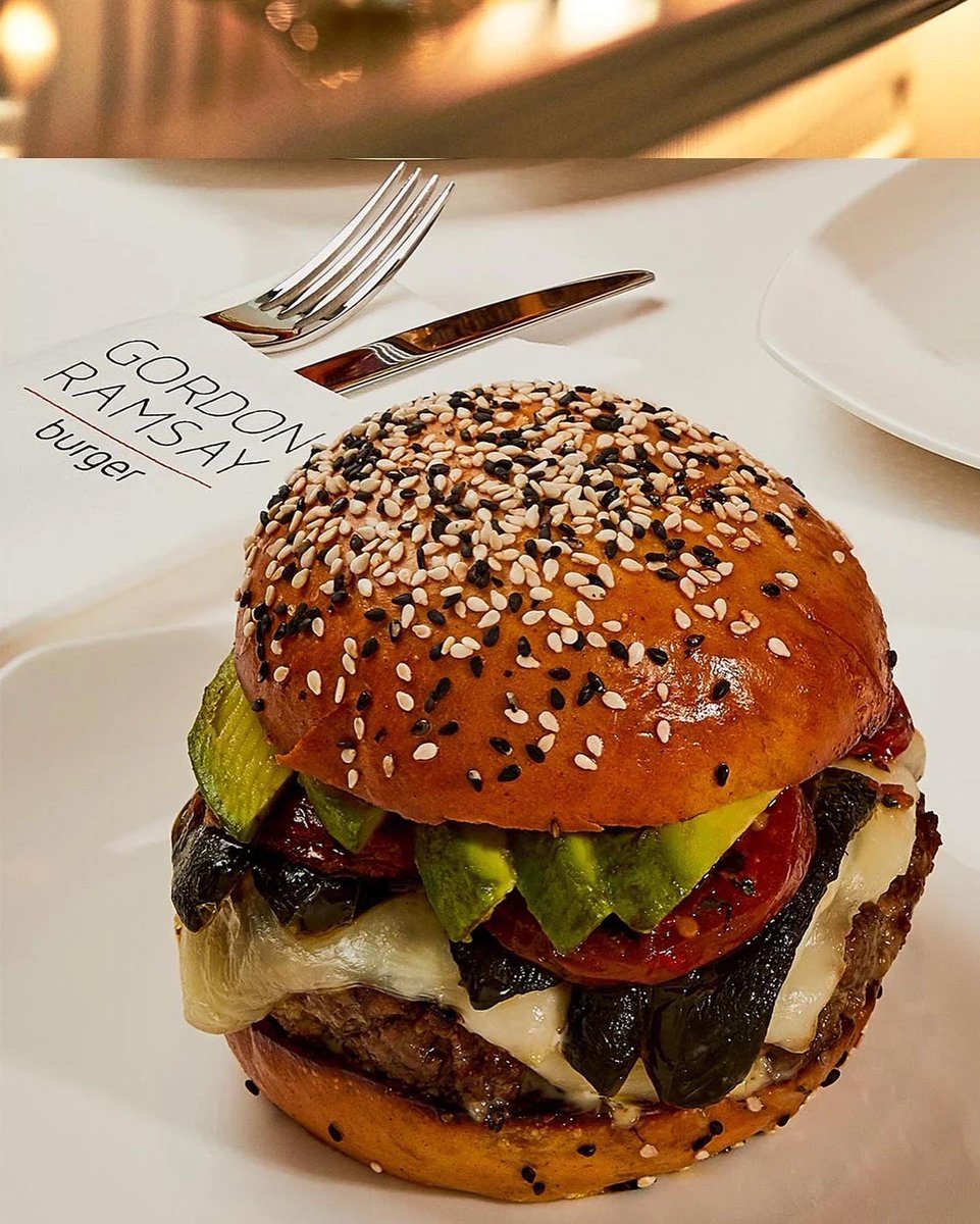 Guess what! It’s #nationalburgerday this week 🍔Check out just a few of our clients burger vouchers 👉 <a href="/StrathavenHotel/">Strathaven Hotel</a> - tinyurl.com/y8km43h7 <a href="/Harrods/">Harrods</a> - tinyurl.com/bddy996h Bambalam Bristol - tinyurl.com/3d8bmp9h
#giftvouchers