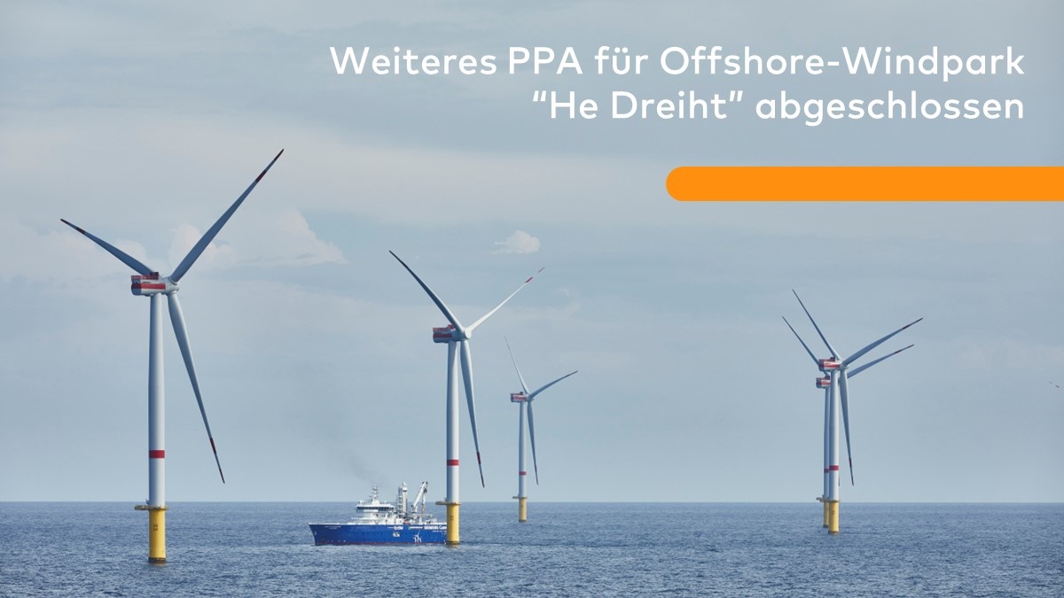 EnBW's tweet photo. Windenergie für die Gleise! Ab 2026 versorgt der #EnBW Offshore #Windpark "He Dreiht" die @DB_Bahn jährlich mit 80 GWh Strom - das entspricht dem Strombedarf der Bahn von 3 Tagen. Durch das #PPA werden 60.000 Tonnen CO2 pro Jahr eingespart. https://t.co/MjnAy0Fj60 #Energiewende https://t.co/A16NTt7VqS