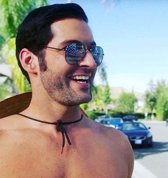 ❤️🖤❤️Daily Tom Ellis greeting❤️🖤❤️ Good morning Lucifam!☀️ I hope you slept well. Today it's hot here, so i don't leave the apartment if i don't have to. Maybe just chilling on the sofa and the balcony.😂 So don't forget to drink enough and have a nice day.😘 #LuciferNetflix