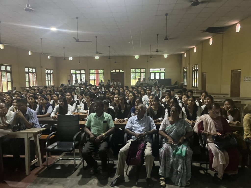 BikaliC19931's tweet photo. Witnessing  the landing of Chandrayaan 3 by students and staff of Bikali Congratulation…. https://t.co/nIvD2t4A3l