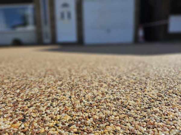 Rhino Resin Bound: In Demand! <a href="/rhinosurfaces/">Rhino Surfaces</a> 

The Beauty and Benefits of Resin Bound
➡️
franchisedirect.co.uk/news/home-impr…