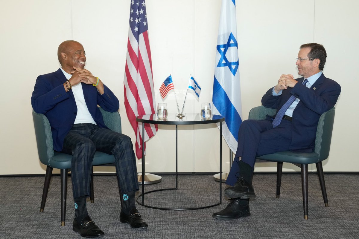 .@NYCMayor meets with @IsraelPresident Isaac Herzog in Tel Aviv.