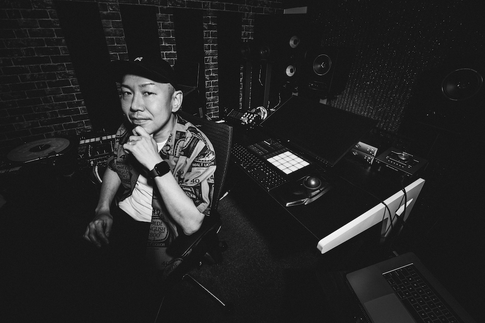 Spincoaster_2nd's tweet photo. 【NEWS】EASTA &amp; NAOtheLAIZAによる人気曲「OSAKA LOVER」リミックスEP発表

AMAYA &amp; Viz Boy、ip passport &amp; DJ B=BALL、WINOら参加 https://t.co/Uu1GeisOyf

@__EASTA__ @naothelaiza https://t.co/PZ4hUwHUU7