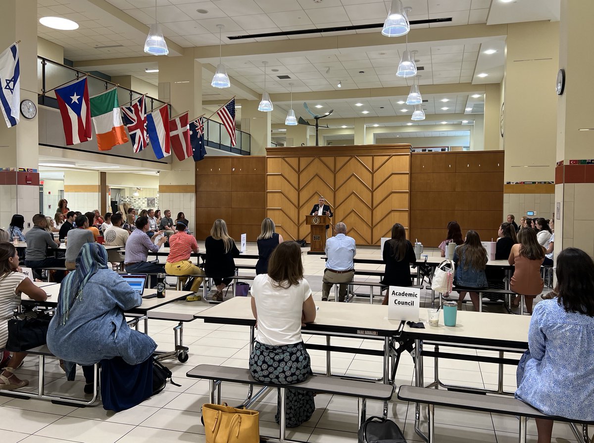 We're 1 week from the first day of school! Today we welcomed nearly 40 new members of the WPS professional staff. Their 3-day orientation
began today with a welcome breakfast with academic leadership, remarks, introductions, and training sessions at Wellesley High School.