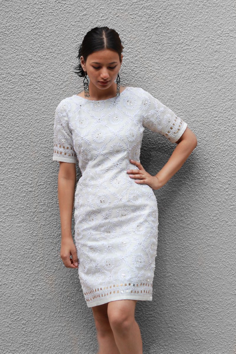 India is on the moon 🌙 
Commemorating this historical event of our lifetime

Shop our Chandni Phulkari Pencil Dress at a promotional price until this weekend or until stocks last.
#Chandrayaan3 

mogradesigns.com/produ…