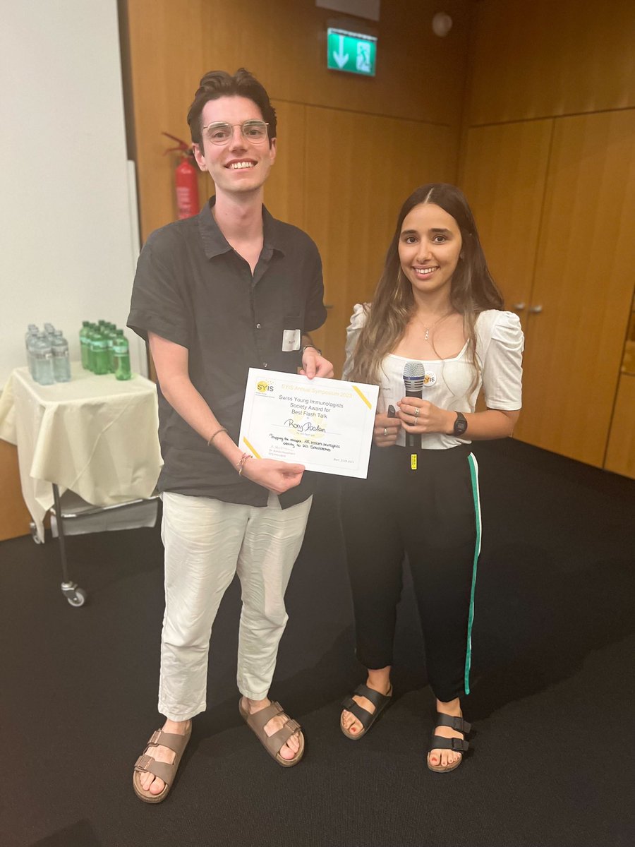 syis_ecr's tweet photo. 💫🎉 Congrats to @lutherfabian_, Rory Doolan and @MariolinaBruno for best talk, best flash talk and best poster at the 2nd #SYIS Annual Symposium!! 

💫🎉 Congratulations to the winners of the @EFIS_Immunology travel grant. https://t.co/Sqy7GWLiZU