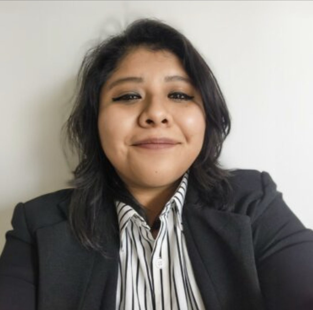 ChiCityColleges's tweet photo. #CountdownToClasses wraps up w/ @Wright_College alumna, Yessenia Nicacio-Rosales, who when she came to Wright, “ended up finding myself and a community.”

Read Yessenia’s #CCCExperience: https://t.co/1UcjarTjti

Can’t wait to see everyone TOMORROW for the start of #fallsemester! https://t.co/o4IRE35diH