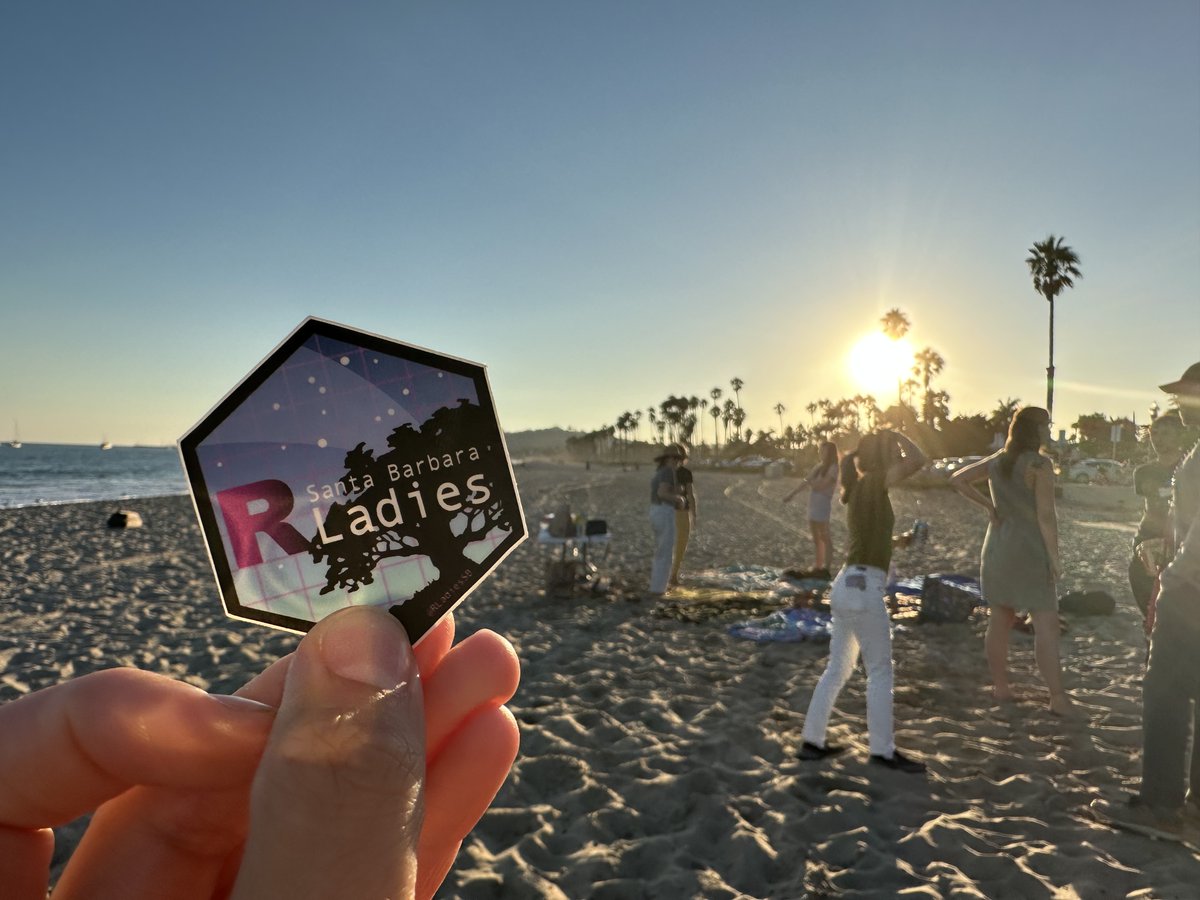 In typical fashion, we forgot to take photos 🤦‍♀️ but here's one final sunset pic as we wrapped up a super fun evening of mixing, mingling, and networking! 

Thank you to all who joined last night, we're so excited for all the events to come 🤗 As always, DM us with your ideas!