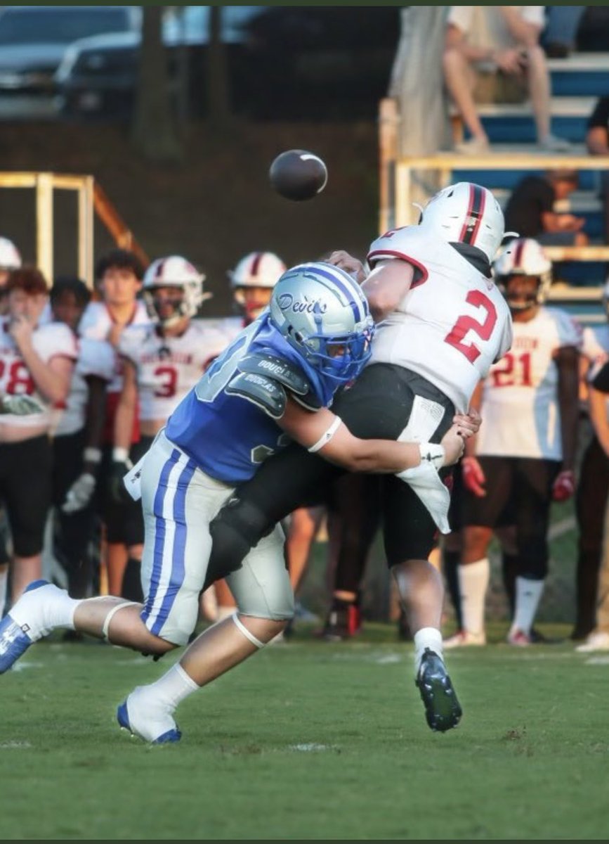 Had a great first game look forward to bring it to the next game Ⓜ️
<a href="/CoachJBrawner/">Jumaane Brawner</a> @THS0824 <a href="/clwood23/">Charles Wood</a> <a href="/BullochBrandon/">Brandon Bulloch</a> <a href="/Roadclosed95/">Michael Holmes</a>