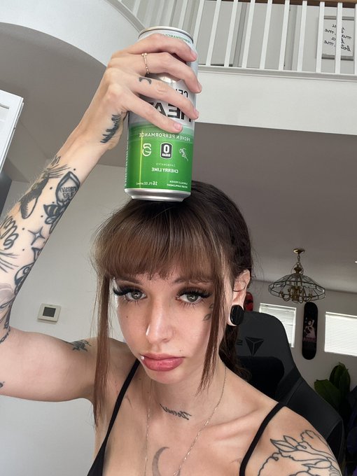 I decided today that i would like to save up to fix my PC cuz I&rsquo;ve been using my Mac to work and play<a href="/tag/mvsales"class="tags"><span>#mvsales</span></a>