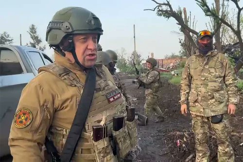 zimlive's tweet photo. #BREAKING Wagner commander Yevgeny Prigozhin who launched an attempted coup against Russian President Vladimir Putin in June has been killed in a plane crash. It was shot down by Russian air defence https://t.co/EWLM2TNsnL