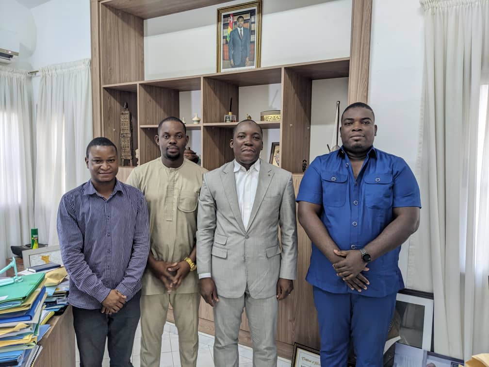 Honorés d'avoir été reçus par <a href="/kmnatchaba/">Kanka-Malik Natchaba</a>, Secrétaire Général du <a href="/GouvTg/">Gouvernement Togolais/Togolese Government</a> ce mardi. Le projet <a href="/TogoTopImpact/">Togo Top Impact</a> et l'édition 6 étaient l'objet de nos  fructueux échanges.
#TTI2023 #TT228