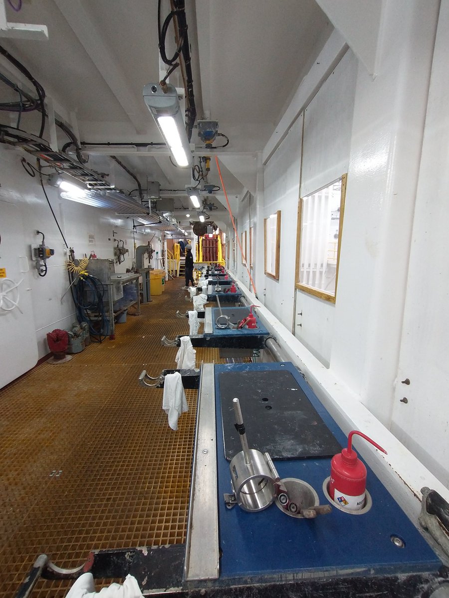 PaleoGeochemist's tweet photo. On our first site! Catwalk ready to receive the first core, Core lab ready to describe! @TheJR , @ECORD_IODP . Happy to be the @sciences_UNIGE representative on this mission. We all want #KeepDrilling! https://t.co/b5AuH6ffTq