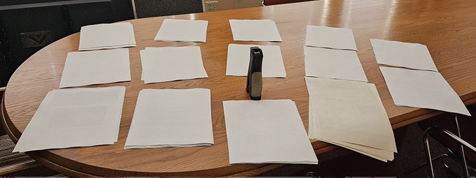 I have been placed in a hazardous working environment today so many papercuts already 😭 https://t.co<a href="/tag/midnightenergy"class="tags"><span>#midnightenergy</span></a><a href="/tag/conquerthedarkness"class="tags"><span>#conquerthedarkness</span></a>