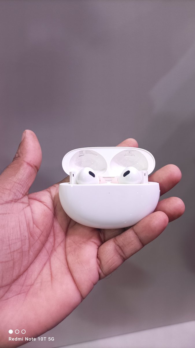 techamitrajput's tweet photo. Realme Buds Air 5 Pro #realme11series5gLaunchToday #realmebudsair https://t.co/OQtdtu841V