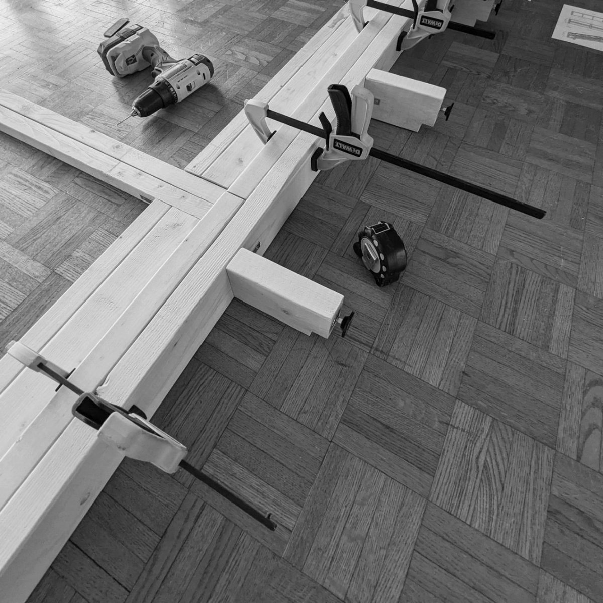 bolducdesign's tweet photo. Making some progress on the entry wall build! 

Up next is constructing the bench!

#Design #DesignBuild #Furniture #FurnitureDesign #DIY #Wood #WoodFurniture #WoodDesign #Architecture #InteriorDesign #Interiors #WoodSlats #HallTree #Vancouver #VanCity #bolducdesign https://t.co/U7KPB4dulb