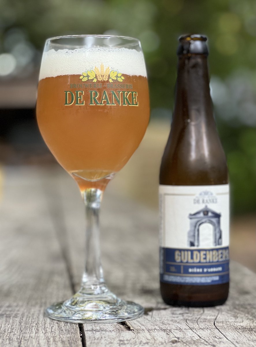 PeterLeduc's tweet photo. Nog een biertje op het laatste zomerterras #enjoythelittlethings #zomerterras #LaReine #Helchteren #belgianbeer #Guldenberg #DeRanke https://t.co/lUSXm9sc28