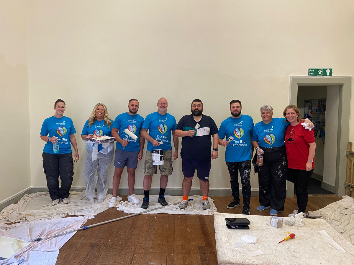 Massive thanks to <a href="/BritishGas/">British Gas</a> today for volunteering their time to help clean and decorate The Guywood centre. Dad Joe has been attending dad's group since his son was 3 weeks old and wanted to give something back by organising this help. Thank you Joe. #thebigdifference