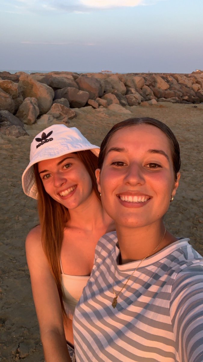 eme_crn's tweet photo. Voilà maintenant 2 années passé à tes côtés , ce sont de loin les plus belles de ma vie. Je suis fière de nous et de tout ce que l’on a parcouru… 
Je ne cesserai jamais de t’aimer❤️@oceane_srn 🥰 https://t.co/ioSm3x8ZO8