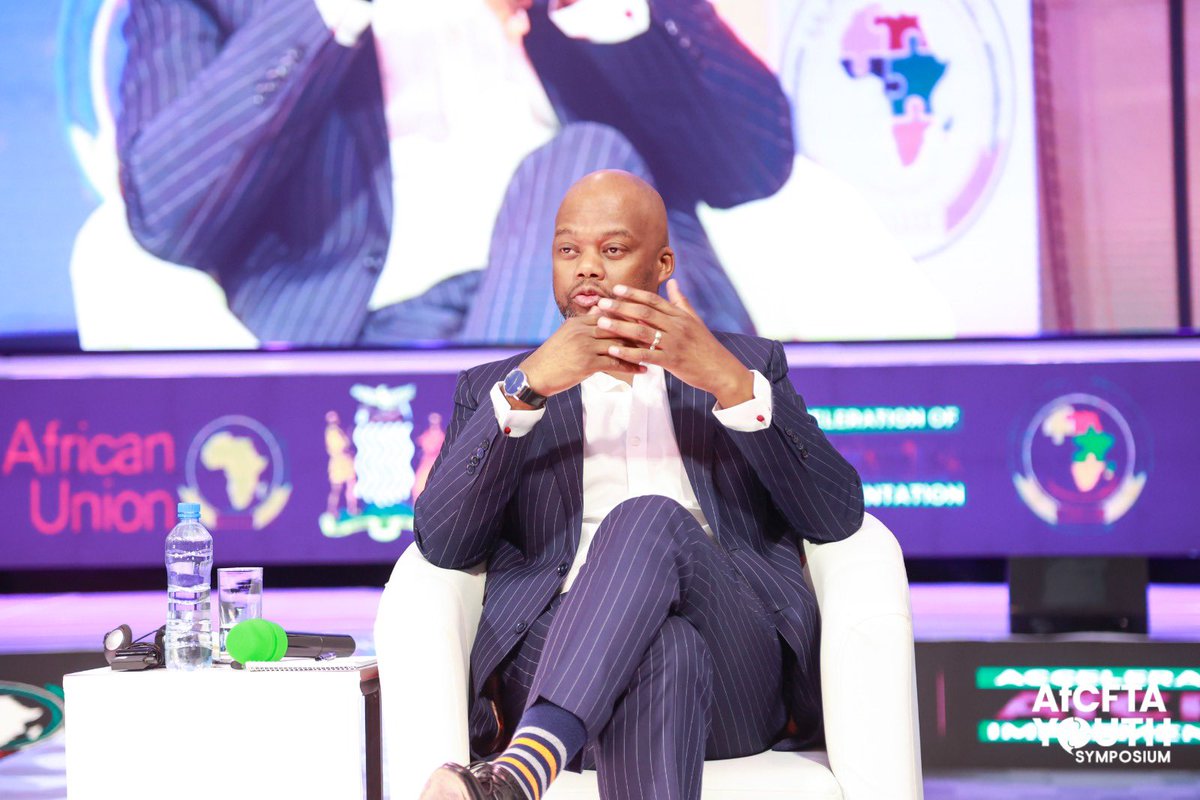 MeneWamkele's tweet photo. It was a pleasure to interact with the youth, passionate about the success of the AfCFTA during the Townhall session of the #AfCFTAYS2023. We have to take our own economic destinies in our hands &amp; address them otherwise we will forever be in the periphery of economic development. https://t.co/f1BigTXKg3
