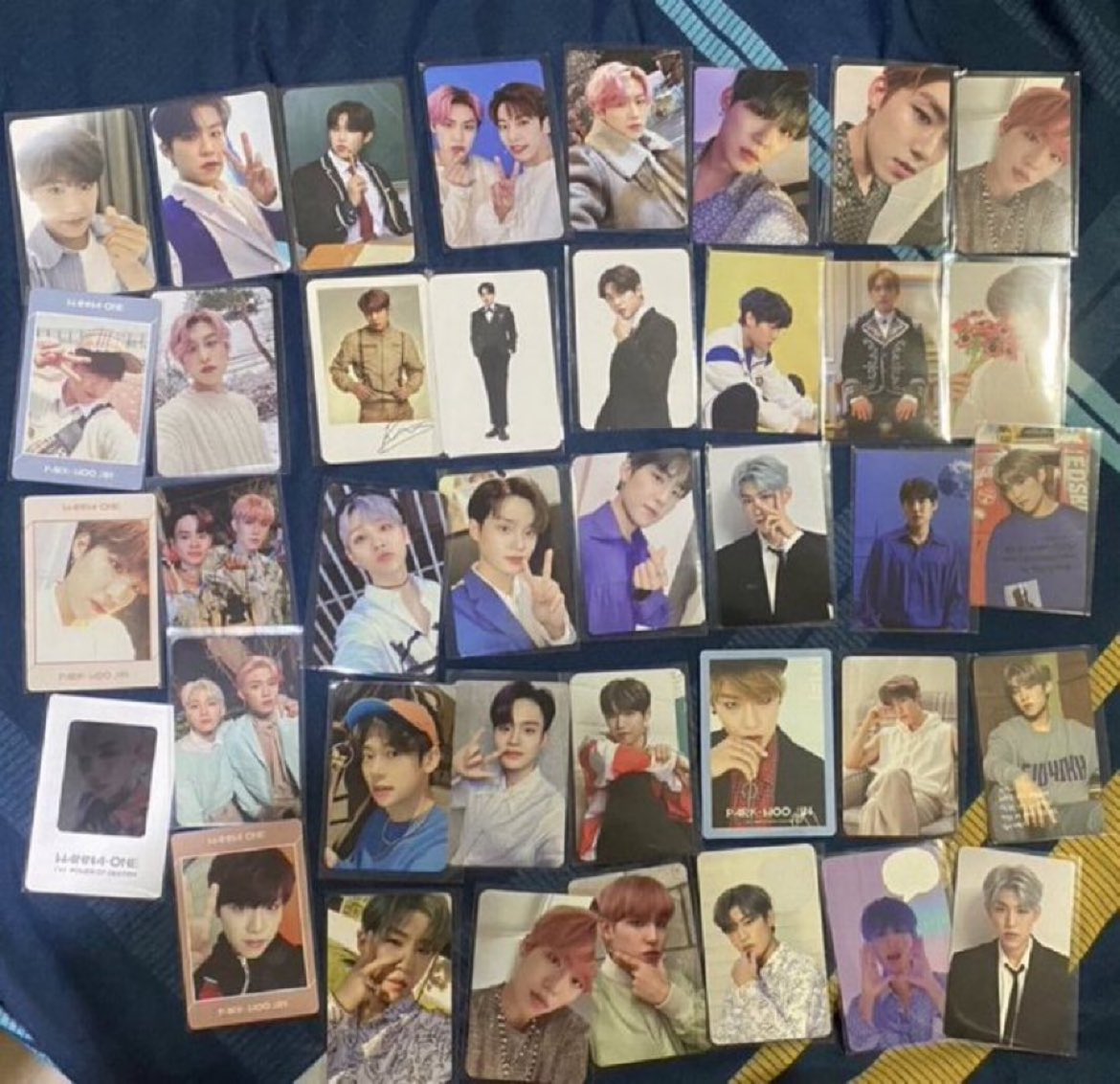 tuesdayon5th's tweet photo. พร้อมส่งการ์ดอูจิน
50 บาททุกใบค่ะ  💓 #ตลาดนัดab6ix https://t.co/2rGSayUFh0