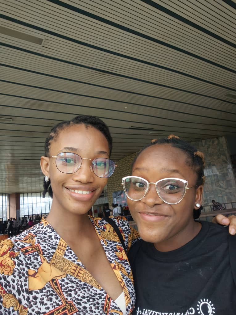 Cloud_mavin's tweet photo. Attended #CalabarIDEASFest with my twin sister @Leora_Aquah, @Abee_john, and Dorcas🤍
#calabarfestivalofideas https://t.co/qXTJ7XZylk