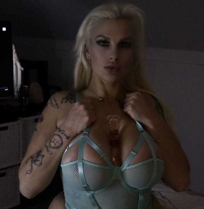 JOIN my VIP page now! 🤫🍆 https://t.co/MrlSr9hLLv https://t.co/42iTUxUK66