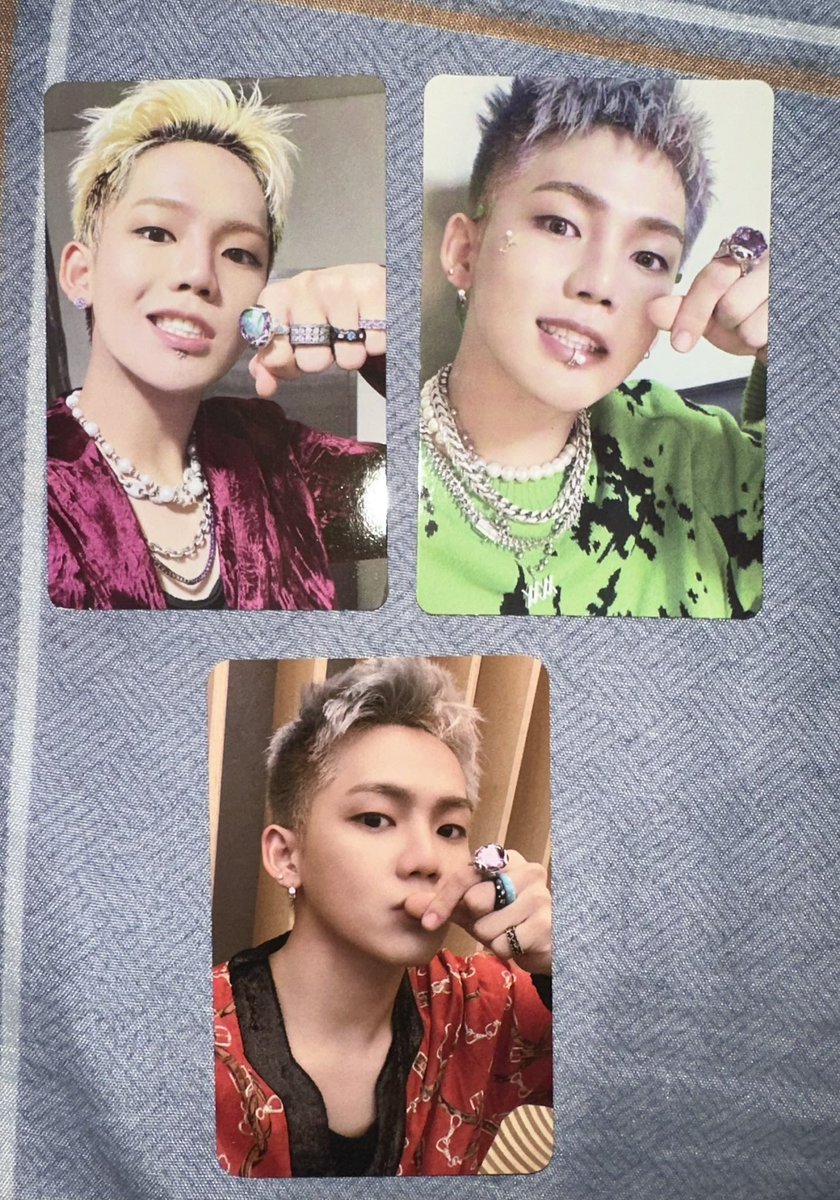 fluffysukiicart's tweet photo. HELP RT!

WTS / LFB / PH ONLY
ON HAND!! READY TO SHIP

TREASURE CHOI HYUNSUK
PHOTOCARD

P150.00 each
Payo 💸

comment mine 

#TREASURE  #CHOIHYUNSUK #최현석 #tsschapter2 #hello #ktown #photobook #weverse #ygs https://t.co/WWcdcJTsp2