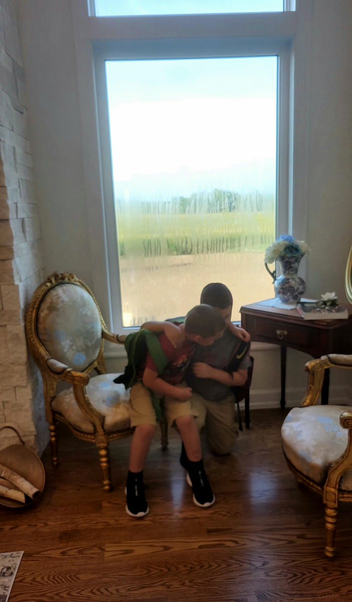 First day of school! 

We now have a #Kindergarten &amp; a #2ndgrader.  <a href="/bjbell60/">Brandon Bell</a>  &amp; I couldn't be happier.

#beamingparents 
#Firsrdayofschool23
#Farmfamilies