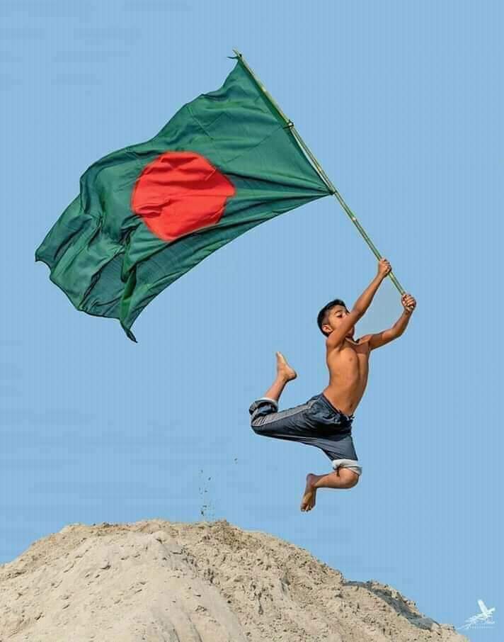 SaidurR52's tweet photo. This Bangladeshi National Flag.
It is the our love🇧🇩🇧🇩♥️♥️♥️
#Bangladesh 
#love 
#country https://t.co/qsDnRD5AOo