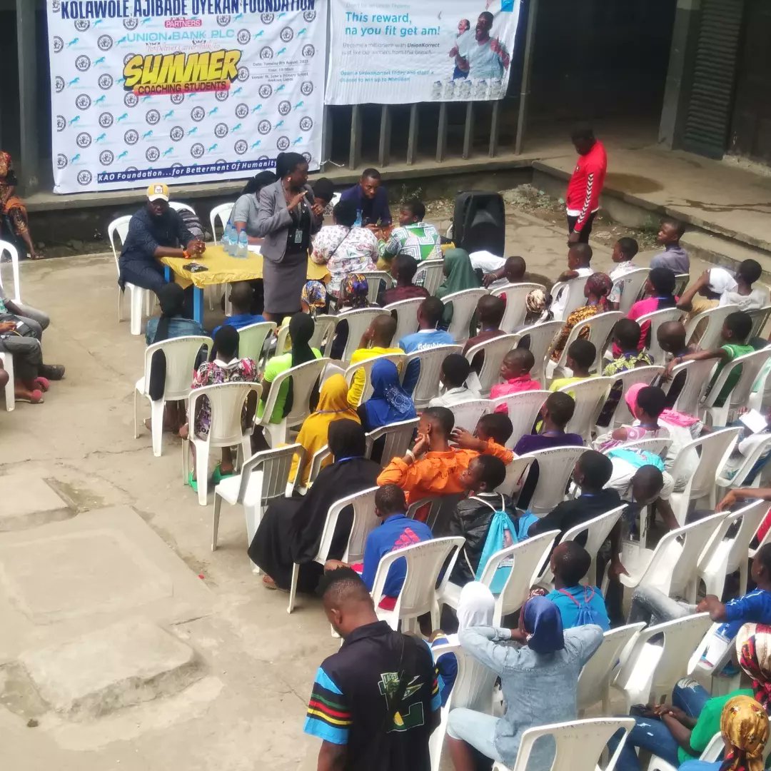 kao_foundation's tweet photo. Kolawole Ajibade Oyekan Foundation partners Union Bank to deliver Career Talk to participants of the second edition summer coaching. https://t.co/QdomM2jaTA