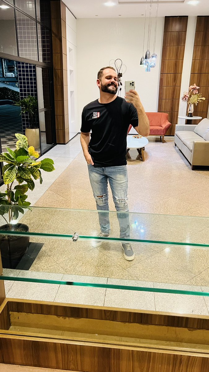 euu_will's tweet photo. E Parabéns pra mim 🎁🎉🙌🎂🥳🥂🍾👏
Tempo passa rápido e lá se vão 33 anos de vida!!! https://t.co/eflp4ucJpe