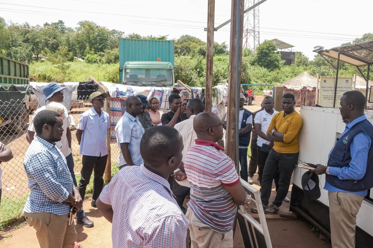 GIZWatSSUP's tweet photo. The handover to @UmbrellasWatsan is a key achievement in the implementation of #CRRF and the transition from humanitarian-led water supply to the #UtilityModel.
@giz_uganda @UNHCRuganda @OPMUganda @min_waterUg https://t.co/5a7Bwo7Otz