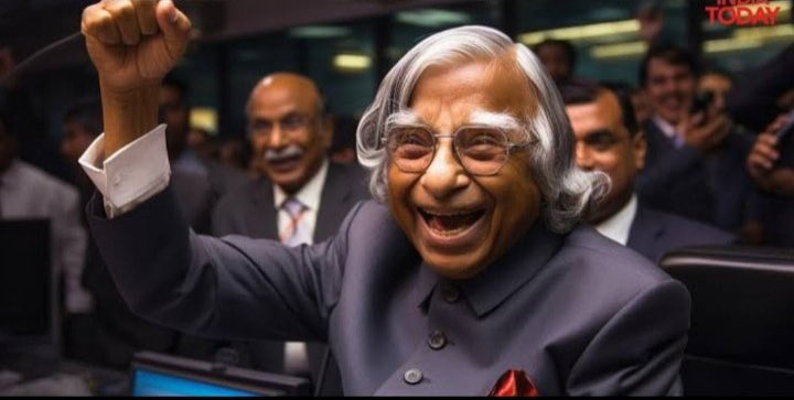 ImAkarthik's tweet photo. The Greatest Comeback In The History Of Space Mission 🚀 🇮🇳 
Proud moment ❤‍🔥
Jai Hind 🚩
#Chandrayaan3 
#MoonLanding 
@isro https://t.co/7ELrFIjcbR
