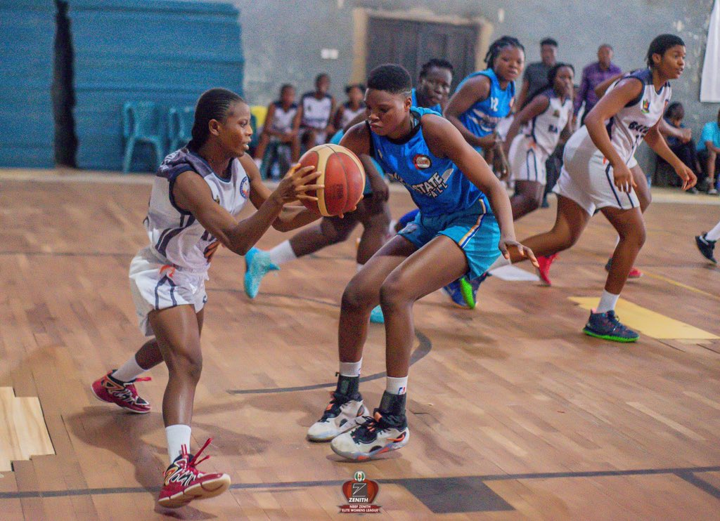 BballNaija's tweet photo. Bayelsa Blue Whales gets their first win of the season by defeating Sunshine Angels in the first Atlantic Conference of the #ZenithWBL

FT: Blue Whales 61-44 Sunshine Angels

📷 @sohalivisual https://t.co/PgHYzamtYj