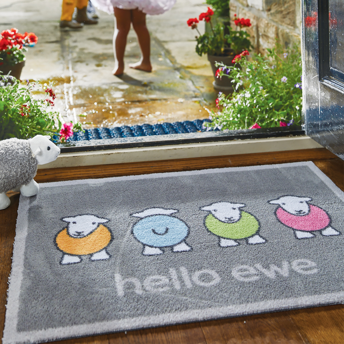 HerdyUK's tweet photo. Smaller, but just as fab-ewe-lous ๐
'Hello Ewe' Hug Rug is now available in a smaller size! ๐คฉhttps://t.co/u19KphpG4c
We've listened to ewe lovely lot and realised smaller doorways are missing out on some Herdy Hug Rug LOVE!
#herdy #hugrug #madeinbritian #herdwick #doormat https://t.co/feU2brnw8U