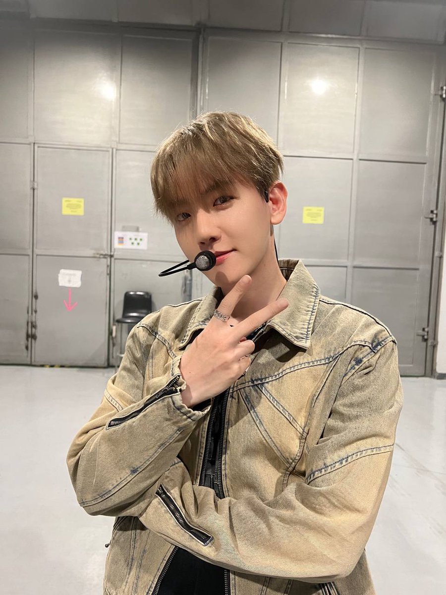 UkraineEXO_'s tweet photo. [📷] INST &amp; TWI | EXO, 230823 https://t.co/mRntpj9iY2