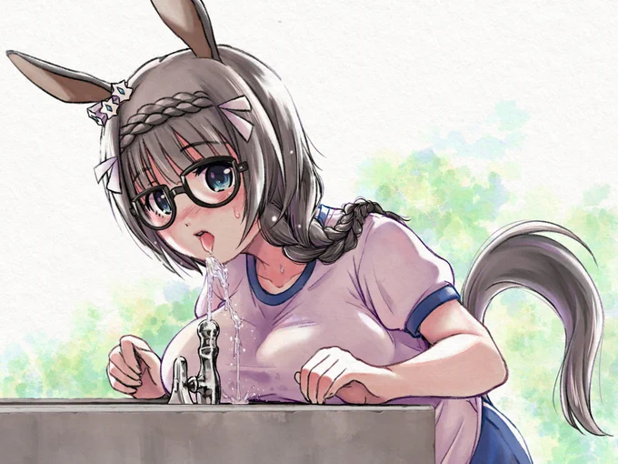 ロブロイちゃん水分補給中(=゜ω゜)ノ#ウマ娘 #ゼンノロブロイ 