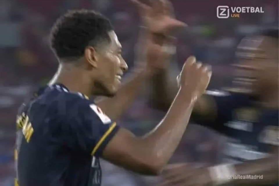 enzoarcella's tweet photo. Se metti un dito sui capelli di #Bellingham, si trasforma in #Mbappé https://t.co/dKsOYhf7jR