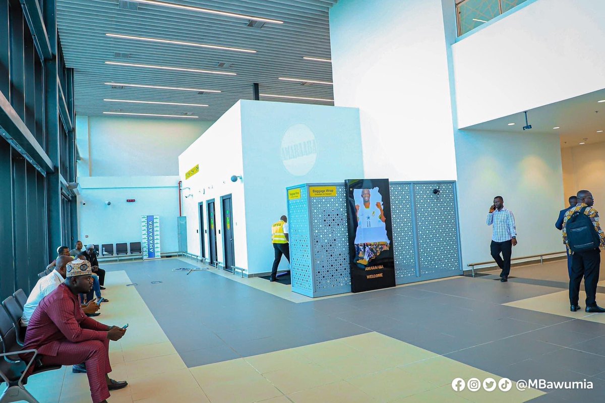 Dennis Edward Aboagye (@dennismiracles) on Twitter photo TAMALE INT’L AIRPORT 🔥
Funding secured under the auspices of the auspices of the UK-Ghana Business Council (UKGBC), established in 2018 which is Co-Chaired by <a href="/MBawumia/">Dr. Mahamudu Bawumia</a>
Sod cutting was in 2019
Beautifully built and commissioned in the Year of the Lord 2023. TAMALE INT’L AIRPORT 🔥
Funding secured under the auspices of the auspices of the UK-Ghana Business Council (UKGBC), established in 2018 which is Co-Chaired by <a href="/MBawumia/">Dr. Mahamudu Bawumia</a>
Sod cutting was in 2019
Beautifully built and commissioned in the Year of the Lord 2023.