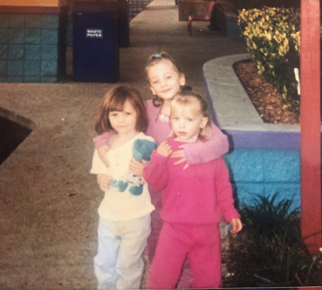 greyeyess33's tweet photo. VIII.XXIII
The day my big sister was taken from this earth. The day that changed my life forever. I’m not religious but she was. So wherever she is, I hope I’m making her proud. 9 years feels like a lifetime ago but I’m combating my own demons with her in mind. #fuckaddiction https://t.co/8HVNcc0GO1