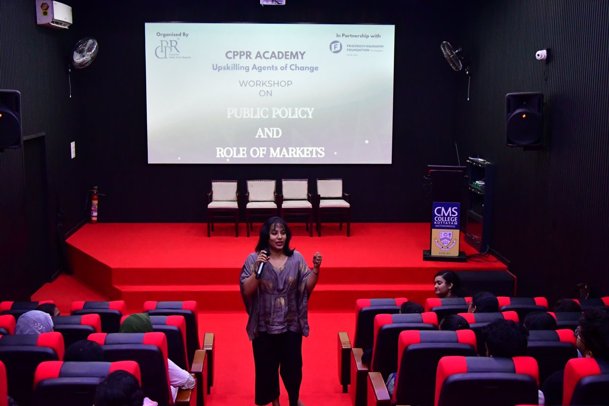 CPPRIndia's tweet photo. Inspiring young minds to engage in thought-provoking discussions on #publicpolicy and the role of #markets.
#collegeworkshop #CPPRAcademy #cpprindia #futureleaders #YouthEmpowerment https://t.co/TlJEk55gsF