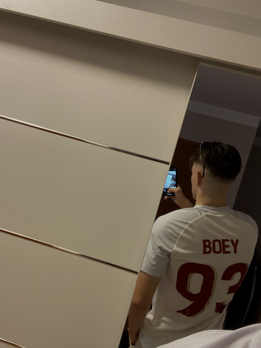 _ftv1's tweet image. 🦁