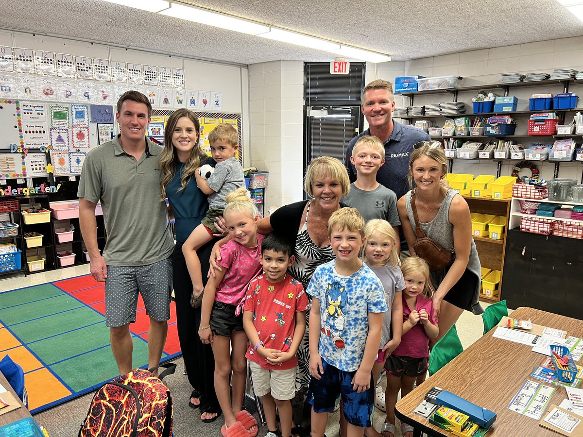 Last night we kicked off the first week of school with Back to School Night! Students and families at Nodland Elementary School enjoyed meeting our teachers and seeing the building. Have a great first day Future Raiders!